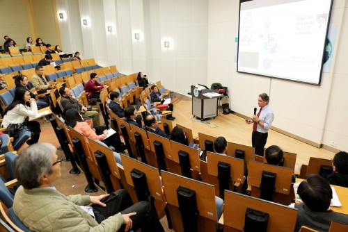 Prof. Mark Schofield presenting on Quality Teaching and Learning to CityU teachers and students