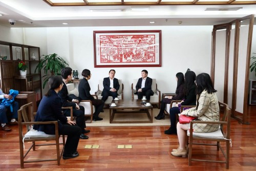 學術前沿|澳城大李樹英教務長赴中國人民大學開展學術演講