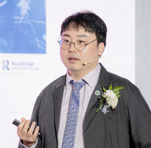William Wei Xu, Associate Professor